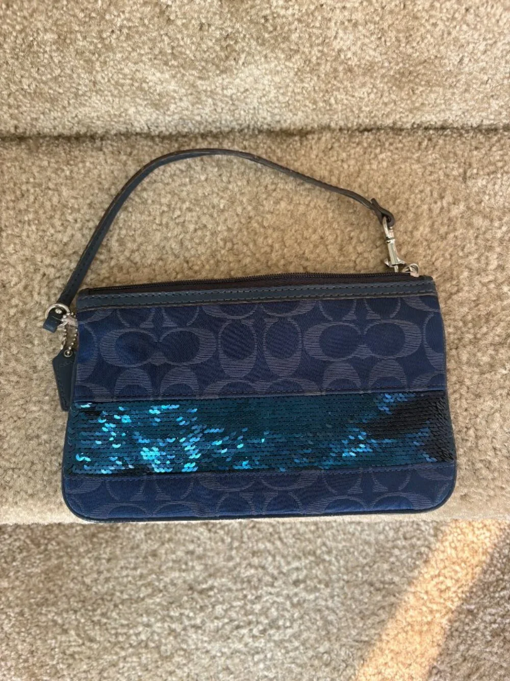 Coach Navy Signature C Sequin Wristlet Clutch Blue Jacquard Zip Pouch
